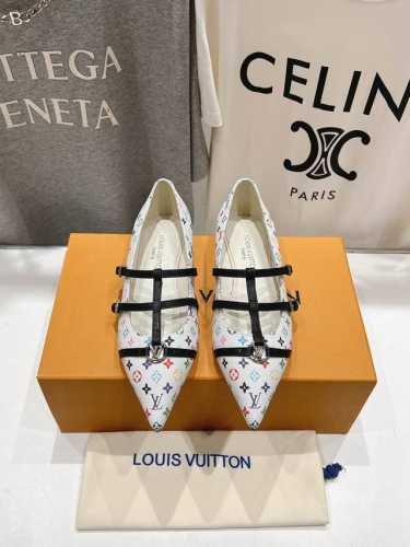 高版本出厂 Louis Vuitton ss25 new arrival LV驴牌春夏系列玛丽珍平底鞋单鞋新品简约精致，高级感满满，尽显优雅气质～上脚超好看，拉