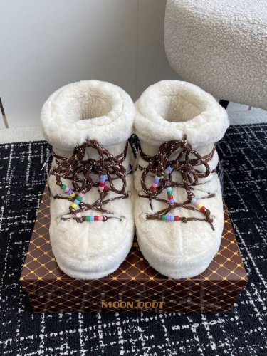 代购级短靴 高靴 Moon Boot 24Ss 秋冬最新款雪地靴系列 丑萌雪地短靴 忘了ugg吧，时髦人都在穿moon Boot雪地靴 如果你难以接受ugg的复