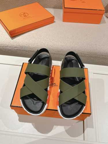 Hermes 顶级版本# 爱马仕二舅拖 交叉拖 凉鞋 原版购入开发做货 镂孔柔软小牛皮运动鞋，配有鞋底，饰有经典medor铆钉，打造舒适休闲风格 配送专柜精美包