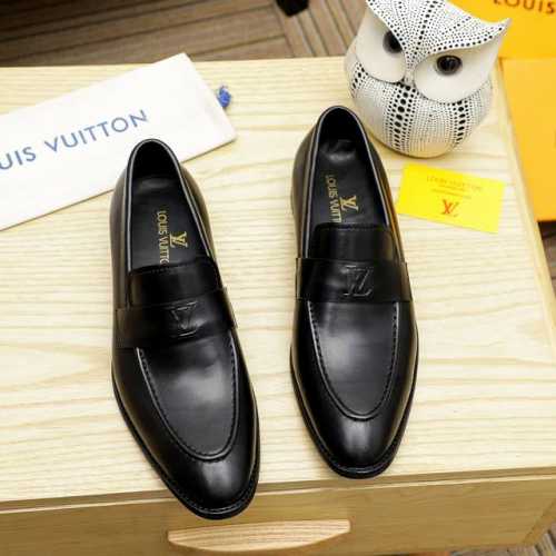 LOUIS VUITTON 里 路易威登 新款男士休闲商务皮鞋官网原版复制，鞋面采用进口官网1:1材料制作意大利牛皮面，水染内里绝非一般的工艺制造，大厂工艺流程