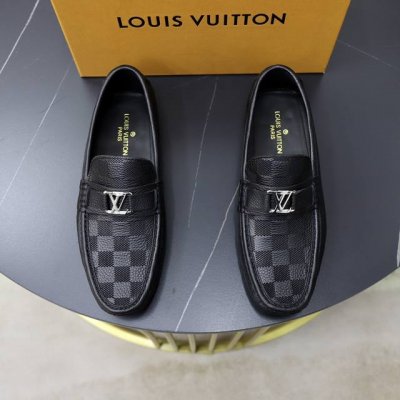 出厂价： 原单品质品牌：Lv路易威登标准码：男码38 44 45、46可以定做等级：官网同款 高品质男鞋材料：定制头层小牛皮 搭配水染牛皮内里 牛皮踮脚 原版防