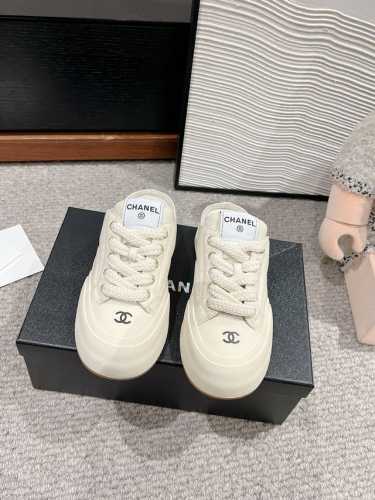 顶级品质Chanel Fw25 New Arrival～小香2025早春新款厚底休闲半鞋秉承大头鞋的气质，慵懒俏皮又可爱这款厚底鞋**效果很不错，小个子的福音，