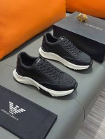 商品名称：Armani 阿玛尼正规码数: 38-44 休闲鞋商品材料：精选 牛皮鞋面，柔软羊皮垫脚；原厂特供大底