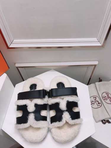 全年做货 牛皮系：经典百搭黑皮 工厂批 ，男款10 Sss最新火爆款，官网小红书同步，二舅毛拖面毛里款，只做 全真皮 全真毛 专柜质量 女款35-42 41、4