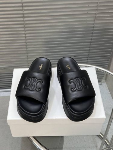 出厂价350 Celine 厚底增高拖鞋 矮个子福音，上脚瞬间增高5.5Cm 妥妥的长腿福利 原版羊皮面料原版开模大底 码数：35-39（40定）