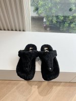 顶版代购级别2024春夏罗意威loewe Campo2024毛毛鞋棉鞋拖鞋loewe全新campo来自2024早春秀场延续品牌设计师jonathan Ander