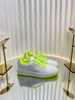 YSL SAINT LAURENT 圣罗兰 SL61春夏最新爆款休闲系列 SL61运动低帮休闲鞋 圣罗兰 SL61 ，原版购入 一比一复刻 ，新鲜血液注入加休闲