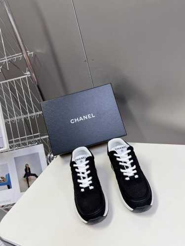 Chanel香奈儿早春超级火爆系列 金角大王.银角大王 休闲运动鞋 无敌漂亮又好穿 绝对仙女款 非常轻便内里也是超级软，超级舒服，鞋面透气设计，配色高级耐看 百