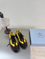男女款 经典厚底 绑带系列 prada P390 男款10 搭配三角标 Logo 的设计和简约的线条 很有格调 简单纯粹得色调 原版开模 舒适炸街 ——————