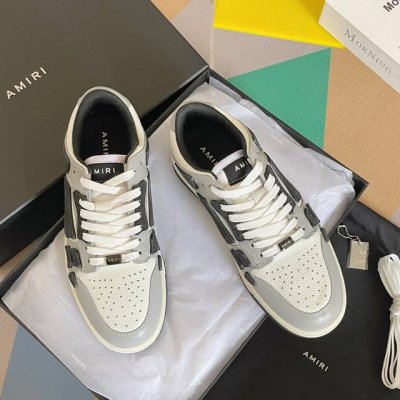 工厂价： 品牌：AMIRI 情侣款 品质：高版本 描述：埃米尔 骨头鞋 破坏效果异素材质拼与鞋款中骨骼元素呼应组合增强街头调性，质感做工真的很赞，日常都很实穿耐