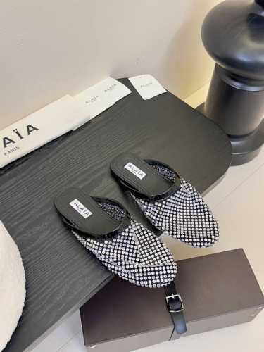 原包装Alaia 走秀款平底芭蕾舞鞋章小蕙同款 甜酷芭蕾风 人气超高的一款芭蕾舞鞋，浪漫又迷人 舒适百搭原版订制牛皮 网纱 羊京面料羊皮内里私模橡胶防滑大底码数