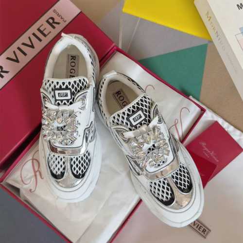 顶级版本：女款 Roger Vivier 最新款 Viv' on the Run系列 钻扣 方扣 金属 厚底 休闲 运动鞋 原版购入开发 做货 这款Viv' o