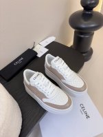CELINE思琳赛琳 厚底 小白鞋 鞋后帮和侧面压印CELINE标志厚底面包鞋2025春夏新款 凯旋门徽标系带 简单舒服，干净利落，增高显腿细无论是单穿还是搭配