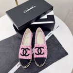 Chanel香奈儿新麻绳底渔夫鞋鞋面采用进口印花布，内里垫为丝绸羊皮，超柔软绵羊垫脚，原版注胶半透明橡胶原色麻底。Size：35-40 34、41、42可定做，