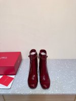 Roger Vivier Fw24 New Arrival 24秋冬新品｜粗跟切尔西裸靴 简约精致、侧拉小方扣点缀，气质华丽！ 小牛漆皮材质，质感超软，脚感舒适