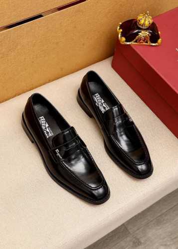 商品商标：Ferragamo 菲拉格慕 休闲皮鞋 正码码数: 39-44 38.45.46订制 商品材料：精选 进口开边珠小牛皮鞋面+经典五金扣，进口猪皮内里。