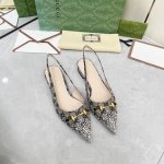 Gucci 古驰 25新款钻面平跟凉鞋 单鞋面料：布内里:羊皮大底：意大利真皮大底跟高：1.5cm码数：35-42