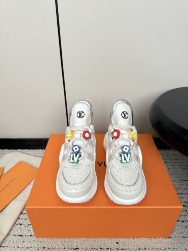 Louis Vuitton 路易斯威登lv驴牌l家archlight经典 丹宁布 老爹鞋 拱桥运动鞋 太空鞋 原版购入开发 做货 Lv Archlight 运动