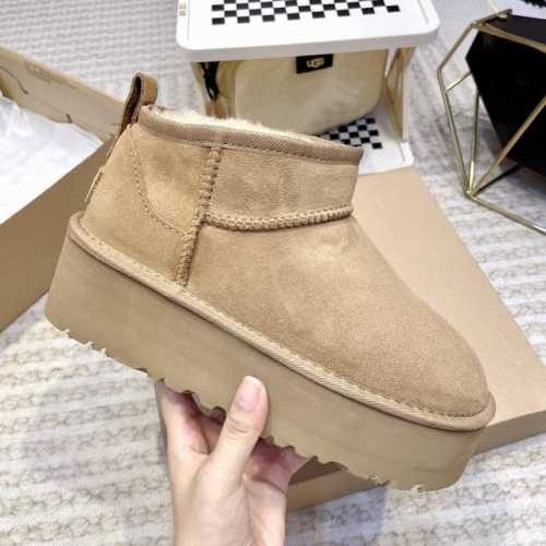 官网对版3层大底 Ugg-5092周冬雨同款厚底款迷你低帮雪地靴毛毛鞋 寒冬刷星“暖潮风” Ugg改头换面刮起雪地里的时尚感。全羊皮毛一体，保暖好穿！独具匠心，