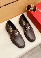 商品商标：Ferragamo 菲拉格慕 休闲皮鞋正码码数: 39-44 38.45.46订制 商品材料：精选 进口头层荔枝纹小牛皮鞋面+经典五金扣，进口水染牛皮
