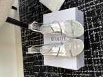 代购级 Khaite 25 ss 新款尖头 细跟 凉鞋 非常优雅的圆头头高跟鞋，百搭好穿，不管是什么风格的衣服都能轻松驾驭穿上瞬间知性优雅，女神款买它鞋面：进口