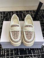 代购级 Dior 迪奥 25ss 新款 超轻 乐福鞋 全新大底厚底 版面力求打造时尚经典单品 巴黎时装周第一场分量十足的大秀场打造的新品 灵感由D主设计师巧妙结