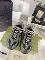 男款gucci Run系列情侣款运动鞋 24Ss最新爆款 老爹鞋运动鞋，专柜购买原版一比一打造 所有细节 材料 全部跟你在专柜买到的都一样 独家原版材质，原版一