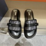 码数38-45Dior迪奥 最新款H-Town 系列 Oblique 厚底 拖鞋 凉鞋原版购入开发 做货 这款 Dior H-Town 凉鞋致敬运动风格经典标识