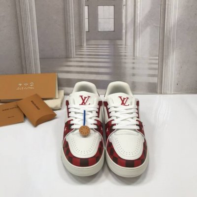 升级版情侣代购品质 Lv-路易-威登 Pk市场一切版本 情侣款 2024走秀新款 篮球板鞋 代购品质 原版1：1开发复刻！！上脚非常舒适 做工精细 鞋面由意大利