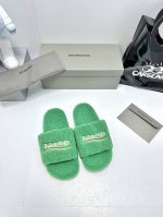 独家发售 S 巴黎世家秋冬潮品 羊羔毛毛拖 ！ Balenciaga Political Campaign 徽标刺绣！ 欧美名媛 明星 网红girl 大爱款 精