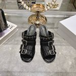 出厂 迪奥 Dior 2025春夏新款d-Avenue系列高跟拼色罗马风凉拖鞋 Cd字母logo五金扣明星同款朋克风格粗跟皮带扣鱼嘴露趾女鞋材质：原版定制进口小