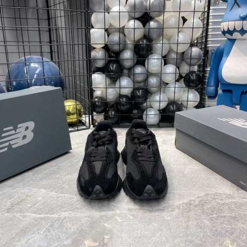 出厂 New Balance Ms327公司级 复古休闲运动慢跑鞋 完美清洁度 全新 New Balance 327 系列，以更纯粹的复古风格设计打造的全新造型