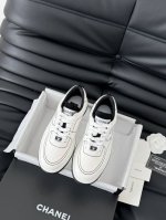 Chanel 25C新款熊猫运动休闲鞋百搭小白鞋 款式搭配不会出错撞色搭配活力满满啊 侧面压印logo 上脚很秀气 鞋面原版定制材料 原版大底Size:35-4