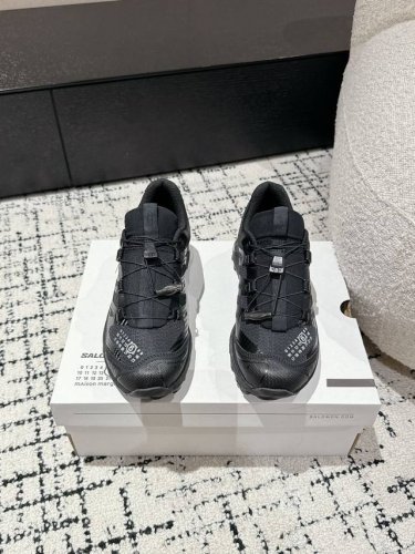 情侣款 Maison Margiela马吉拉mm6 & Salomon Xt4 Mule合作款穆勒鞋休闲半拖 Mm6与法国专业户外品牌salomon揭晓最新合作