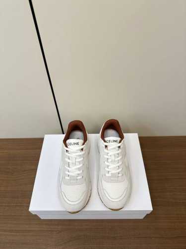 CELINE RUNNER 思琳CR-03运动鞋 购入原版1比1开发鞋舌和鞋后帮饰有CELINE标志运动鞋侧面凹印 CR-03字样鞋后帮和侧面压印CELINE标