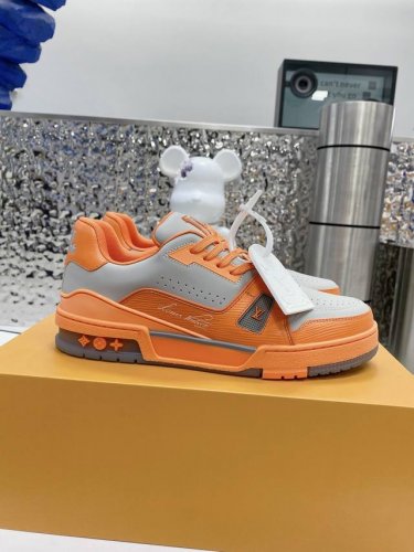 新款 代购品质lv～路易威登lv Trainer最好看的运动鞋，驴牌力推新品，官网限定款复古篮球运动鞋！高帮低帮均花血本购入原版1:1精准复刻、细节很无敌、诚意