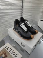 皮面 独家 情侣款 Loewe罗意威德训运动鞋， 国外购原板1：1开发，皮革，绒面，丝绸材料拼接撞色，Loewe标志性草书字样logo与鞋身完美融合，多种颜色的