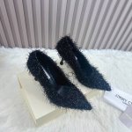 出厂Jimmy Choo 吉米周是一个非常全面之尊贵时尚生活品牌， 香港,美国等大时尚博主及明星的同款表带女士高跟，中跟，平跟后空凉鞋系列澳大利亚尖头 圆头，方