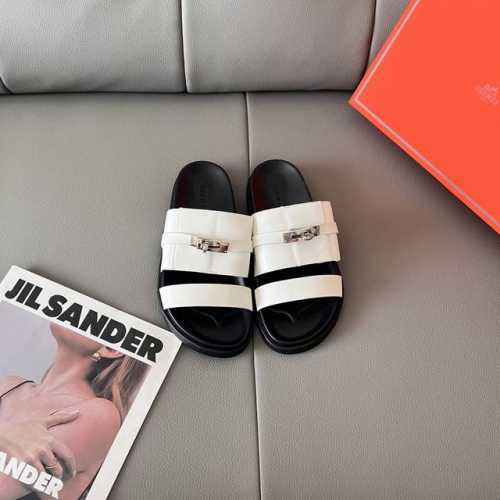 出厂： Hermes 爱马仕2025顶级专柜 早春新款 官网上新 爱马仕种草新品 25Ssh扣二舅拖 二舅拖 爱马仕 Hermes 早春多巴胺穿搭 专柜限定 小