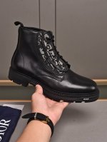 出厂 顶级版本 迪奥Dior 秋冬骑士靴 原版1:1开发 无论细节及做工都可媲美原版 鞋面：进口小牛皮拼接最新进口科技电绣面料 非市面普通飞织面料 内里：水染牛