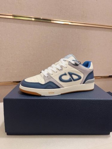 工厂价： 顶级 Dior迪奥B57系列 休闲运动鞋 CD 滑板鞋 原版购入开发 做货 这款 B57 低帮运动鞋是二零二四春季男装系列新品，重新诠释篮球鞋设计，成