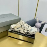 涂鸦款情侣款 Balenciaga 巴黎世家半拖做旧休闲鞋板鞋！ 23春夏新色最新paris情侣款鞋复古小脏鞋~~最爱的一款休闲鞋，复古做旧风格，全新paris