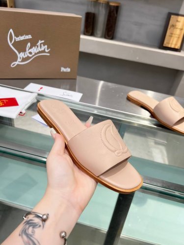 Christianlouboutin路铂廷 Cl红底鞋‖ 全球限量！来自拉斯维加斯的祝福灵感来自拉斯维加斯的炫彩霓虹 手工制作，精致工艺收藏级作品 绝对吸睛的存