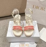 代购级别！迪奥 Dior 春夏走秀新款 iviera Dway 交叉带高跟女鞋 经典迪奥字母logo立体刺绣露趾凉鞋 明星同款粗跟圆头厚底鞋 市场顶级版本材质：