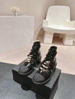 短靴 单鞋p370 * 新元素 大厂顶级高端品质 鞋面：皱漆 牛皮 内里：羊皮 垫脚：羊皮 大底:意大利真皮底 跟高:5Cm ：35、36、37、38、39、