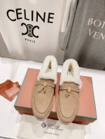 高版本出厂 毛毛单鞋 男码+10 Loro Piana* Lp万年经典款乐福鞋 简约时尚 脚感超级舒适 一天可以暴走两万步的鞋子 超级百搭款！ 鞋面采用独特针织
