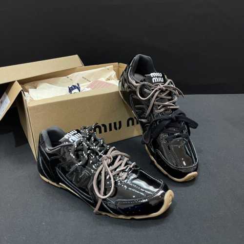 顶级版本 24Ss早春miu X New Balance 联名走秀款！ 超级无敌大热门，非常好搭配！洋气到不行，时髦精必备单品！ 爆拆原版一比一复刻，还原30多