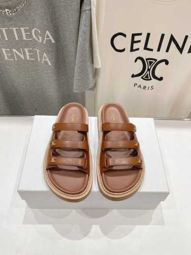 高版本出厂 Celine 赛琳代购级别 春夏新品凯旋门复古罗马凉鞋拖鞋 进出专柜无压力，重工版，拒绝一眼假Low货 原版楦型，调试N次、这款上脚绝对Vintag