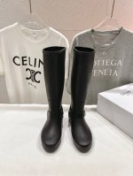 高版本出厂 Celine 赛琳24Ss夏季网红明星爆款雨靴系列 入手一款本季颜值爆表雨靴，国内专柜个位数限量，不是vic完全是拿不到的，我真是太幸运了，真是大爱