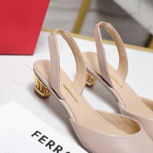 Ferragamo菲拉格慕专柜夏季系列新品镂空金属跟 后空凉鞋鞋型线条流畅 版型超赞 上脚舒适.增高.显瘦.拉长腿部线条进口小牛皮，小羊皮内里 意大利高密度真皮